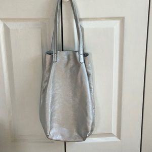 Fabulous Baggu leather Bag